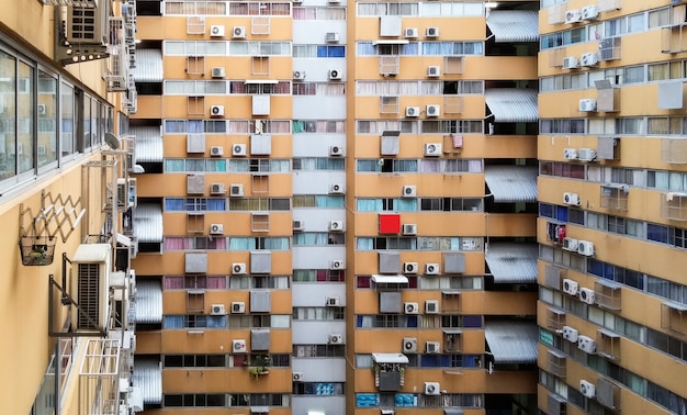 crowded apartment viewing